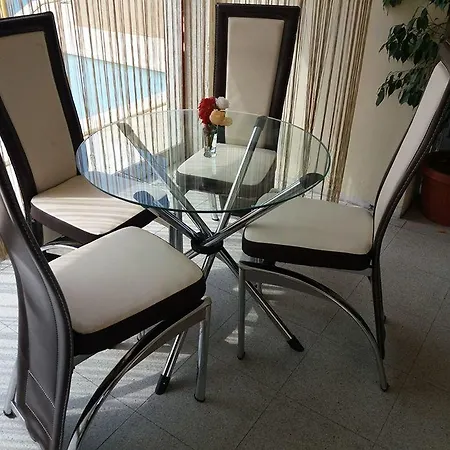 بيت ضيافة Guest House Family ساندانسكي