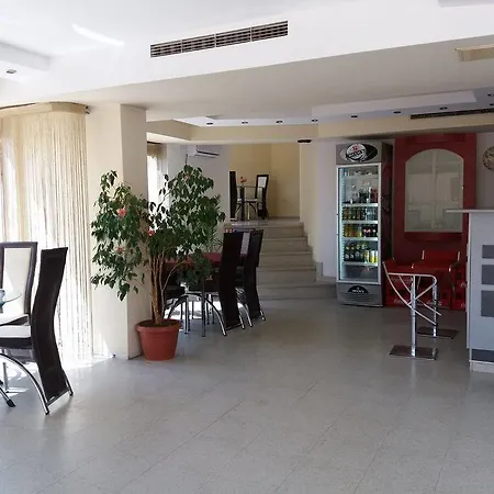 Guest House Family بيت ضيافة