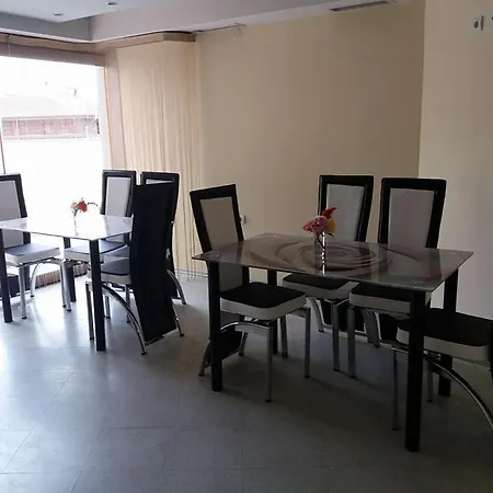 بيت ضيافة Guest House Family